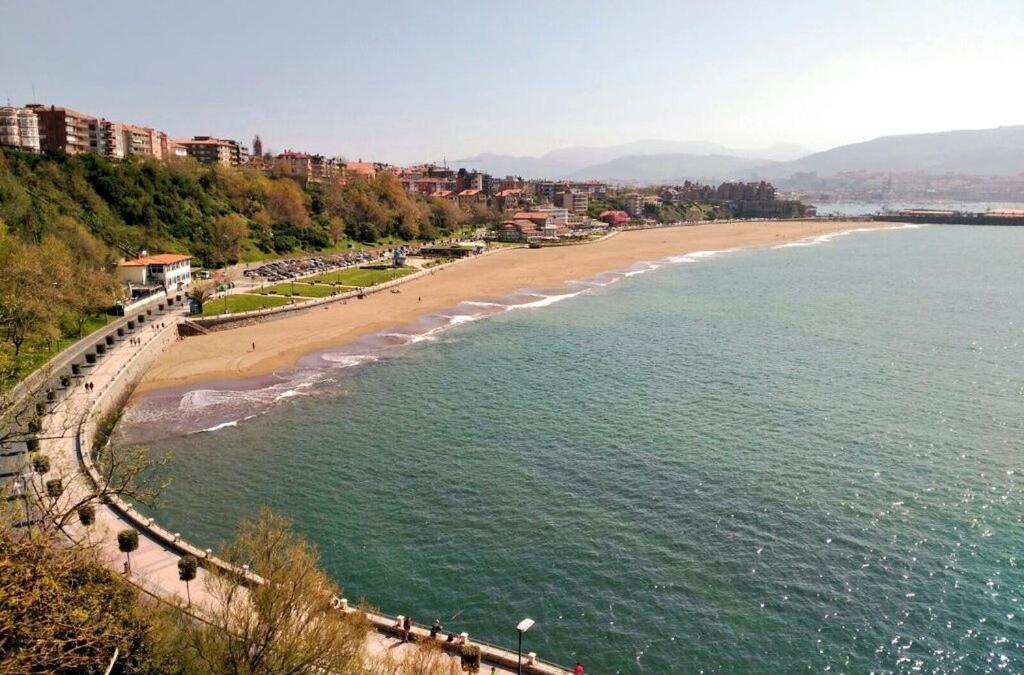 Confortable Piso En El Puerto Viejo De Algorta, A 7 Min De La Playa Guecho Kültér fotó